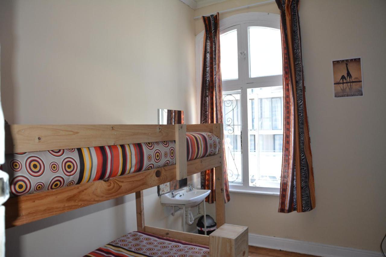 Urban Hive Backpackers Hostel Κέιπ Τάουν Εξωτερικό φωτογραφία